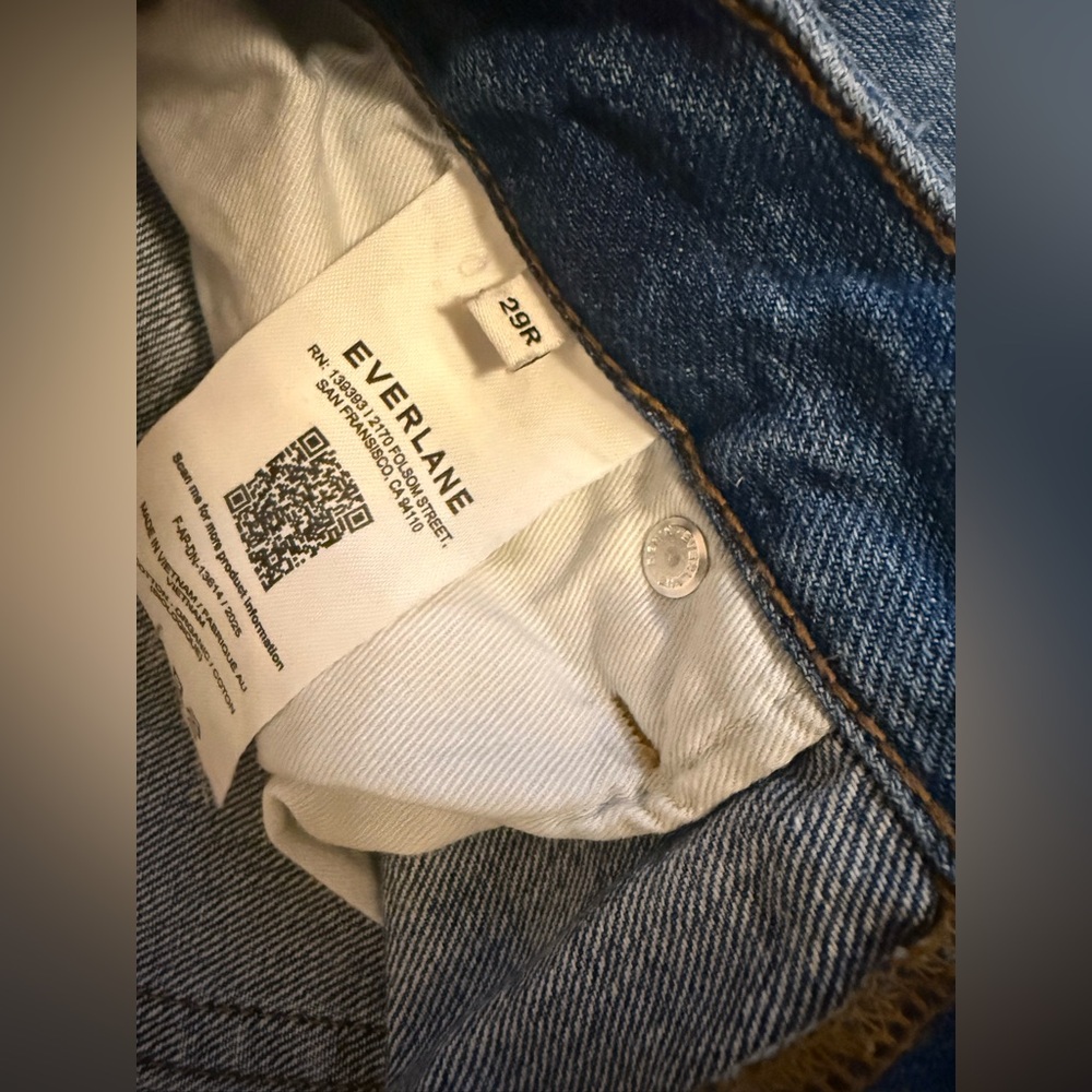 Everlane Loose Curve Jean - Picture 6 of 7